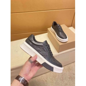 $85.00,Louis Vuitton Lace Up Sneaker For Men in 259439