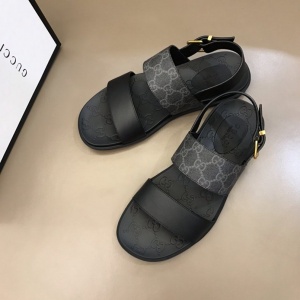 $65.00,Gucci Sandals For Men in 259678