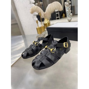 $79.00,Gucci Caged rubber sandals For Women in 259786