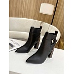 Louis Vuitton Pointed Toe Buckle Boot For Women in 257742