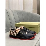 Gucci Lace Up Sneaker Unisex in 259388