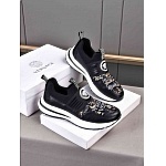 Versace Lace Up Sneaker Unisex in 259402