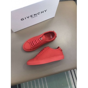 $115.00,Givenchy Lace Up Sneaker For Men in 260024