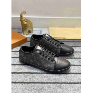 $85.00,Louis Vuitton Lace Up Sneaker For Men in 260147