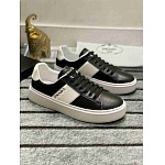 Louis Vuitton Lace Up Sneaker For Men in 260109