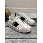 Louis Vuitton Lace Up Sneaker For Men in 260110
