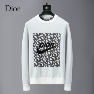 Dior Round Neck Sweater For Men in 261347