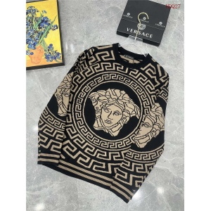 $48.00,Versace Round Neck Sweaters For Men in 261474