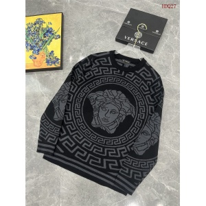 $48.00,Versace Round Neck Sweaters For Men in 261475