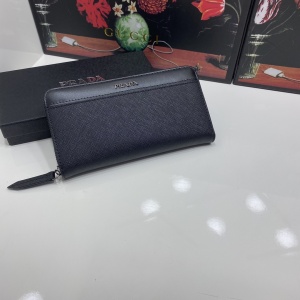 $36.00,Prada Wallet For Women # 262357