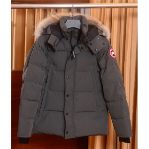 $195.00,Canada Goose Jacket For Men # 262742