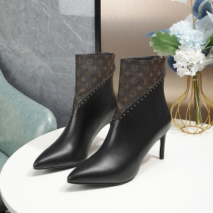 Louis Vuitton Pointed Toe And Leather Boot For Women # 262835