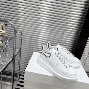 $89.00,Alexander McQueen Oversized Low top Sneaker Unisex # 264792