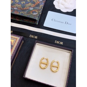 $28.00,Dior tribales earrings For Women # 265291