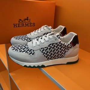 $92.00,Hermes Casual Sneaker For Men # 265841