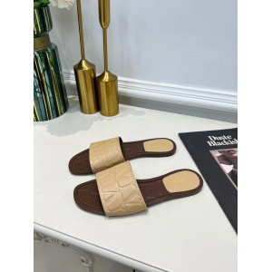 $74.00,Valentino Flat Slides Sandals For Women # 265902