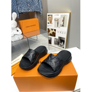 $67.00,Louis Vuitton Pool 55 Flat Comfort Mule For Women # 269093
