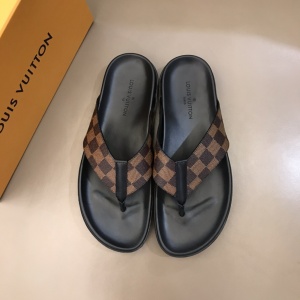 $65.00,Louis Vuitton Slippers For Men # 269737