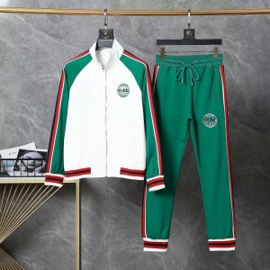 $82.00,Gucci Tracksuits For Men # 271705