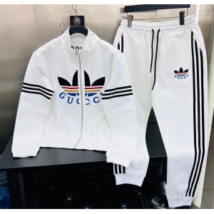 $85.00,Gucci Tracksuits For Men # 271888
