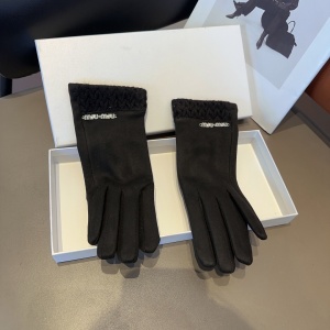 $36.00,Miumiu Gloves For Women # 274166