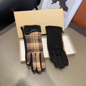 $37.00,Burberry Gloves For Women # 274183