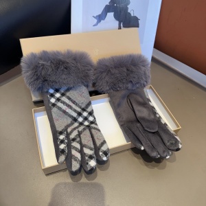 $38.00,Burberry Gloves For Women # 274185