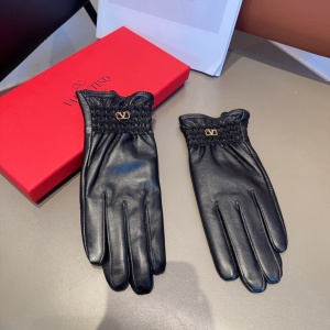 $42.00,Valentino Gloves For Women # 274226