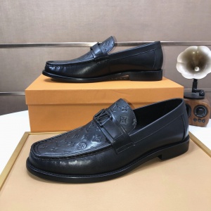 $92.00,Louis Vuitton Cowhide Leather Loafer For Men  # 274372