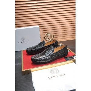 $92.00,Versace Cowhide Leather Loafers For Men # 275029