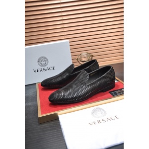 $95.00,Versace Cowhide Leather Loafers For Men # 275033