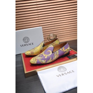 $95.00,Versace Cowhide Leather Loafers For Men # 275037