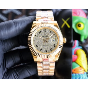 $125.00,Rolex GMT-Master II Rolex Calibre 2813 Men’s 116769 Gold tone # 275577