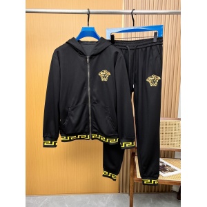 $82.00,Versace Tracksuits For Men # 278728